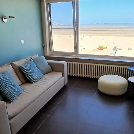 Beachfront In With Stunning Sea Views For Families